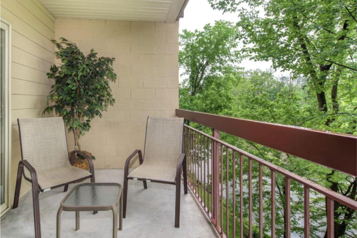 Cl 204 River Mist Pigeon Forge Exterior photo